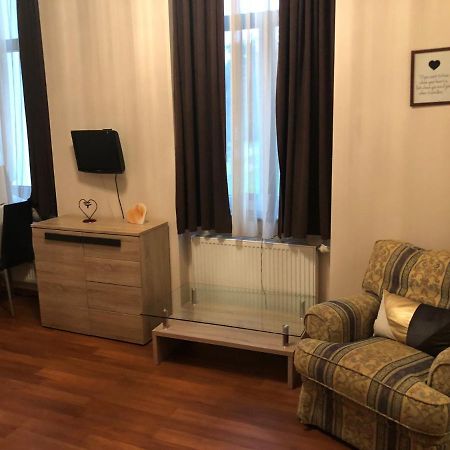 Quiet -Residential Area 2 Bedroom+Living Room Apartment Szombathely Extérieur photo