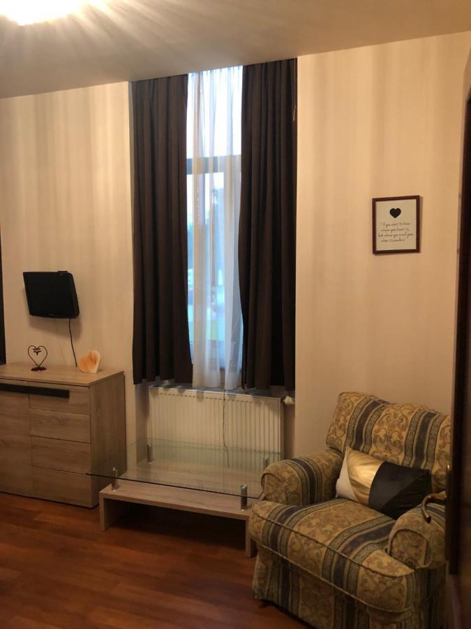 Quiet -Residential Area 2 Bedroom+Living Room Apartment Szombathely Extérieur photo